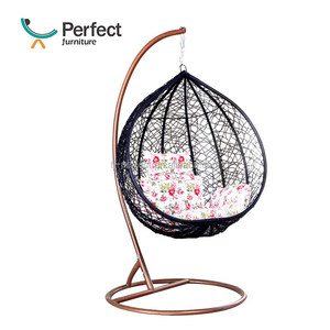 Vente chaude <span class=keywords><strong>Pas</strong></span> <span class=keywords><strong>Cher</strong></span> Patio <span class=keywords><strong>Suspendu</strong></span> Jhula Adulte D'intérieur Chaise <span class=keywords><strong>De</strong></span> Balançoire <span class=keywords><strong>De</strong></span> <span class=keywords><strong>Jardin</strong></span>, panier <span class=keywords><strong>suspendu</strong></span> balançoire rotin lit deux personnes chaise - Product Image 3