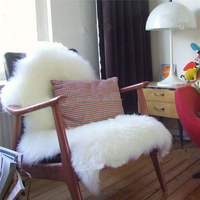 Alfombra de Piel de Alpaca Blanca Personalizada para Silla de Dormitorio