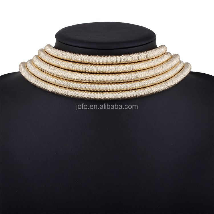 Steampunk Stile Kim Kardashian Sexy Dei Monili 10 "Oro 5 fila Bobina Del Collare Del Choker Della Collana Multi Strato Bib Collana