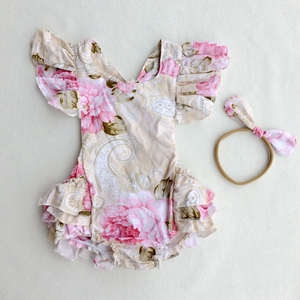 Оптовая продажа, детская одежда комплект одежды для маленьких девочек из мягкого хлопка с рюшами и цветами, с головной повязкой для новорожденных - Product Image 6