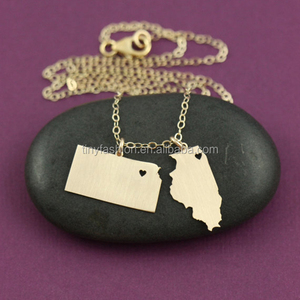 Mapa de Contorno de Estado personalizado Colgante, LOGO Grabado personalizado Joyería Graduado Collar de Oro Llena de Regalos - Product Image 1