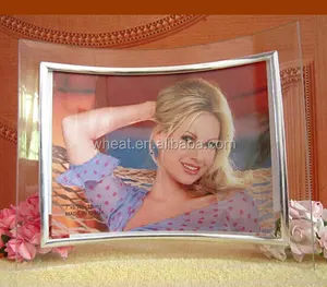 Souvenir Gift Luxury Silver Curved Glass Photo Frame