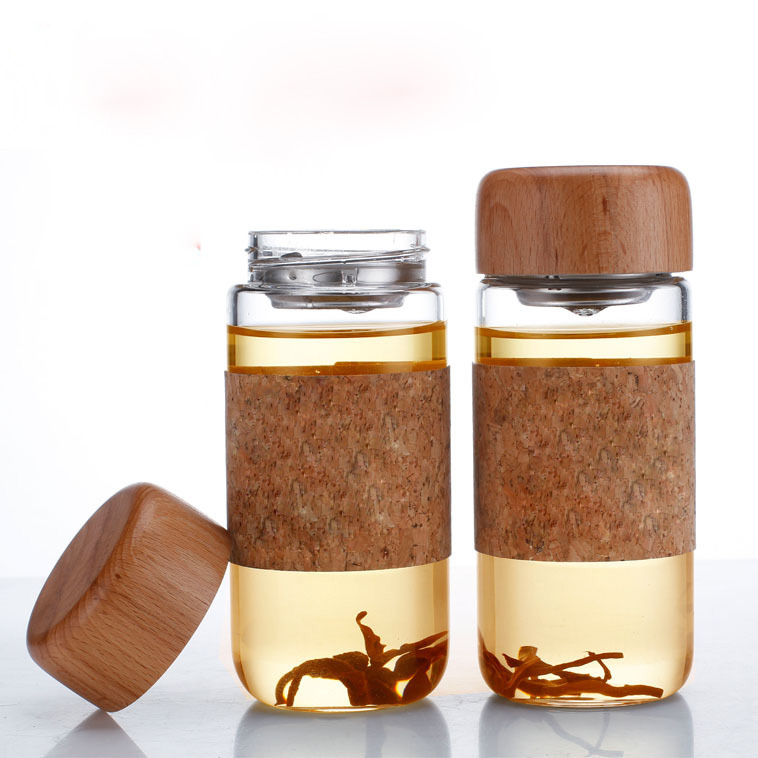 Eco-friendly natural transparent water bottle with cork sleeve and lid
