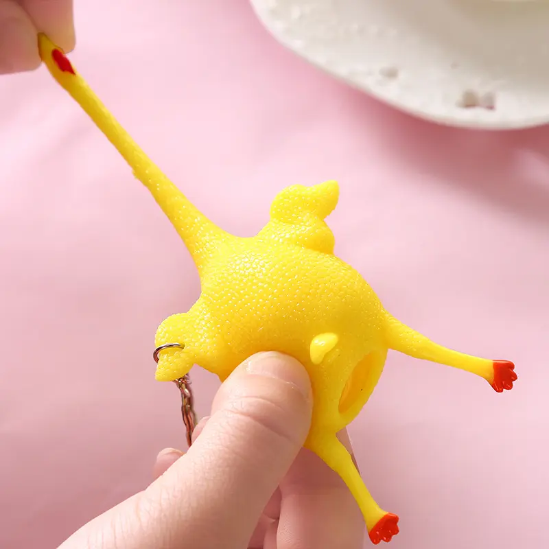 Neuheit Tricky Funny Gadgets Spielzeug Vent Huhn Ganzes Ei Legehennen Überfüllt Stress Ball Schlüssel bund Spielzeug für Kinder Kinder