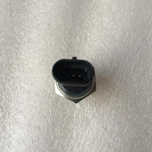 ディーゼルQSX ISX X15エンジン燃料圧力センサー4921499 3408377 3330998 3330999 3408378 オイル圧力センサー - Product Image 2