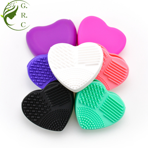 Venta al por mayor en forma de corazón cepillo limpiador esponja de limpieza de la herramienta de maquillaje cepillo de limpieza almohadilla de silicona maquillaje cepillo de limpieza de alfombra - Product Image 5