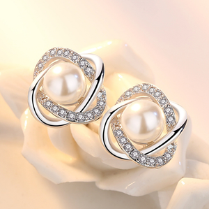Boucles d'oreilles à clous torsadées en perles de cristal, argent sterling 925, bijoux pour femmes - Product Image 1