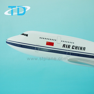 Modèle d'<span class=keywords><strong>avion</strong></span> Air China B747-400 à l'échelle 1:100 - Product Image 3