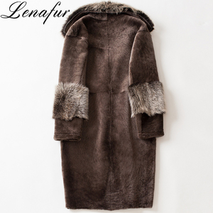 <span class=keywords><strong>Cappotto</strong></span> Invernale <span class=keywords><strong>Shearling</strong></span> in Pelle di <span class=keywords><strong>Montone</strong></span> con Collo in Lana Toscana, <span class=keywords><strong>Cappotto</strong></span> in Pelle di Agnello da Donna - Product Image 3