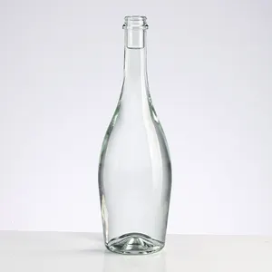 Classic design vodka liquor glass bottle high capacity with corks