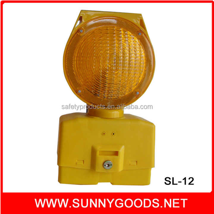 Luz de aviso piscante de led amarelo construção de estrada luz solar