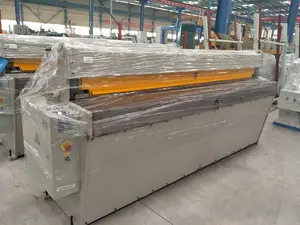 Machine de treillis métallique soudé en rouleau, bobine PLC fournie chine automatique 0.5 - 3 mm pour machine de moteur de rouleau de maille