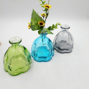 Colorato piccolo fiore vaso di vetro - Product Image 2