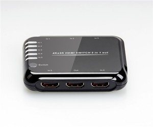 <span class=keywords><strong>2</strong></span> K/4 K <span class=keywords><strong>hdmi</strong></span> switcher 5 voies entrée 1 <span class=keywords><strong>sortie</strong></span> 5 Port <span class=keywords><strong>HDMI</strong></span> IR À Distance Commutateur switcher avec v1.4 Complet 3D 1080 p - Product Image 1