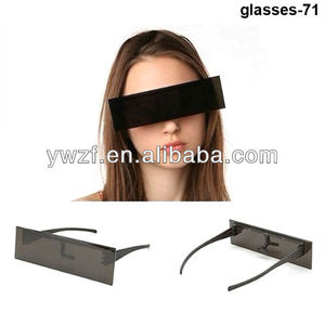 Gafas de Sol Negras Divertidas y Extravagantes de una Sola Pieza para Fiestas y Playa - Product Image 6