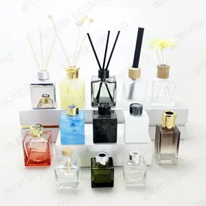 การออกแบบสร้างสรรค์ Empty Square Shape แก้ว Reed Diffuser ขวด