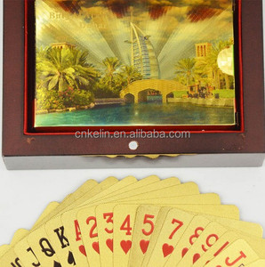 Dubai Burj Al Arab 24K Vàng Chơi Bài Poker Với Hộp Gỗ Đỏ Và Giấy Chứng Nhận - Product Image 6