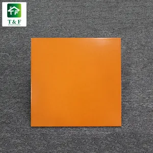 Azulejos de porcelana polidos, revestidos duplos 600x600 300x300 de cor laranja vitrificados e azulejos de parede