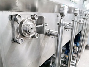 Machine <span class=keywords><strong>de</strong></span> remplissage et <span class=keywords><strong>de</strong></span> bouchage <span class=keywords><strong>d</strong></span>'eau minérale en bouteille <span class=keywords><strong>de</strong></span> 18,9 <span class=keywords><strong>litres</strong></span> (5 gallons) à haute efficacité pour usine <span class=keywords><strong>d</strong></span>'eau, <span class=keywords><strong>prix</strong></span> au Ghana - Product Image 5