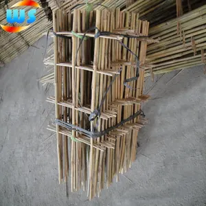 De bambú enrejado poco escalera de Bambú