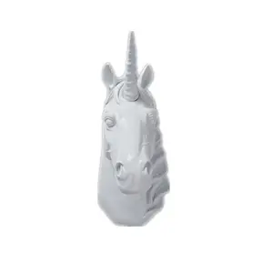 Animal resina blanco Cabeza de unicornio colgante de pared escultura