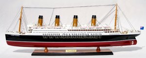 Modèle de transatlantique RMS LUSITANIA - Bateau de croisière en bois GIA NHIEN CO. LTD CS0033P - Product Image 3