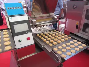 Rociador de aceite& depositante& inyectores& depanner 4 en 1 máquina máquina de la torta de la máquina de panadería