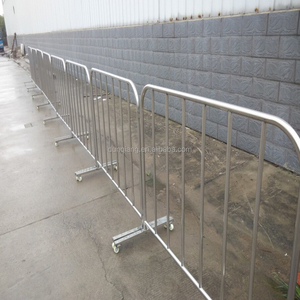 Kim loại cầm tay kiểm soát đám đông rào cản bảo vệ đường sắt với bánh xe-Đen nhôm Mojo rào cản - Product Image 4