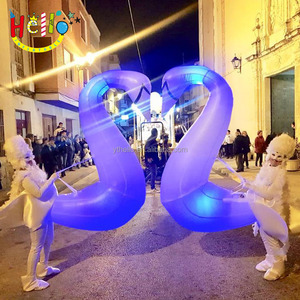 Disfraz de cisne blanco para caminar inflable con iluminación LED para desfile callejero al aire libre - Product Image 2