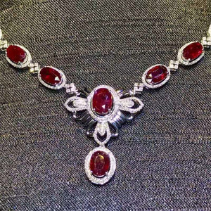 Bella Preziosi Monili Della Pietra Preziosa <span class=keywords><strong>con</strong></span> Il Prezzo 18 K Oro 11.8ct Naturale Riscaldata Pigeon Blood <span class=keywords><strong>Rosso</strong></span> <span class=keywords><strong>Rubino</strong></span> Pendente Della <span class=keywords><strong>Collana</strong></span> - Product Image 2