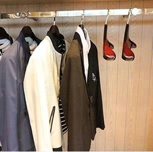 Présentoir de vêtements à épaule <span class=keywords><strong>large</strong></span> en acajou, finition brillante, porte-manteaux en <span class=keywords><strong>bois</strong></span> avec barre pour pantalons antidérapants - Product Image 6