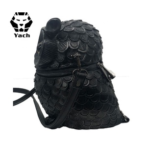 <span class=keywords><strong>Sac</strong></span> à bandoulière avec animal en relief pour femmes, <span class=keywords><strong>sacoche</strong></span> imperméable d'extérieur à pompon, vente en gros, - Product Image 2