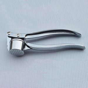 Outil de hachoir à ail de cuisine en alliage de zinc résistant à la rouille et au lave-vaisselle avec poignée ergonomique - Product Image 4