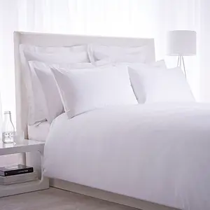 100棉酒店白色绗缝床罩