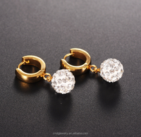 Pendientes colgantes dorados con diseño de bola de cristal, pendientes largos con pompón