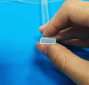 غلاف سيليكون مربع شفاف مرن مقاوم للماء ومقاوم للتمزق بشكل جيد لشريط الإضاءة LED - Product Image 4