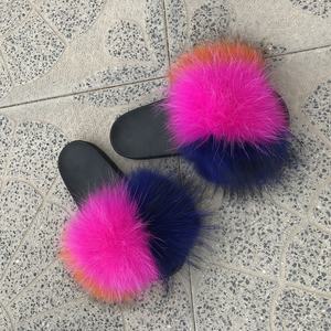 Natura raccoon e colorato pelliccia di procione <span class=keywords><strong>pantofole</strong></span> con punta nera - Product Image 4