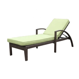 Estilo <span class=keywords><strong>de</strong></span> Italia <span class=keywords><strong>de</strong></span> mimbre al aire libre diseño playa y la piscina <span class=keywords><strong>de</strong></span> mimbre Chaise sol saliente tumbona - Product Image 1