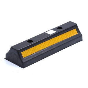 Arrêt de <span class=keywords><strong>roue</strong></span> en caoutchouc Arrêt de <span class=keywords><strong>roue</strong></span> de <span class=keywords><strong>voiture</strong></span> Parking de <span class=keywords><strong>voiture</strong></span> <span class=keywords><strong>Garage</strong></span> fournitures Arrêt de <span class=keywords><strong>roue</strong></span> - Product Image 3