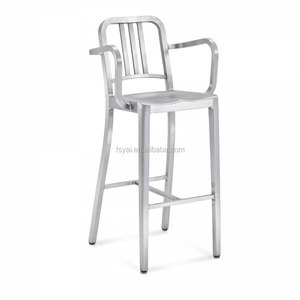 <span class=keywords><strong>Chaise</strong></span> <span class=keywords><strong>de</strong></span> salle à manger en aluminium <span class=keywords><strong>brossé</strong></span> <span class=keywords><strong>de</strong></span> différentes couleurs, modèle entièrement soudé, pour restaurant, salle à manger, café - Product Image 4