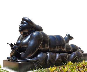Estatua de Bronce de Tamaño Real de Mujer Gorda de <span class=keywords><strong>Fernando</strong></span> Botero, Arte Corporal Humano, Decoración de Paisaje de Centro Comercial, Escultura de Jardín Urbano - Product Image 1