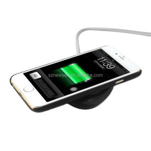 Nuevos productos 2015 producto innovador qi cargador inalámbrico mat 12 v qi estándar inalámbrico cargador para blackberry - Product Image 1