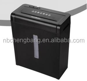 Distruggidocumenti <span class=keywords><strong>Elettrico</strong></span> per Casa e Ufficio, Taglio Incrociato, Larghezza Foro 220mm, Dimensione Taglio 4x40mm, Capacità 5 Fogli, Certificato CE GS, Contenitore Rifiuti 13L - Product Image 2