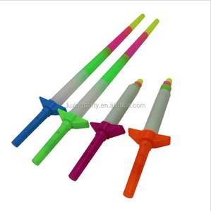 Espadas Telescópicas LED Creativas con Luces Intermitentes, Espadas de Juguete de Plástico Iluminadas, Juguetes para Niños, Regalos de Navidad - Product Image 4