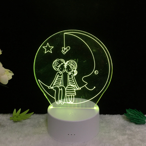 Bella 3D Lampada Da Tavolo HA CONDOTTO LA Luce di Notte di Luna Lover a Forma di per la Stanza Del Bambino 3D HA CONDOTTO LA Luce di Notte Da Tavolo Creativo Visiva lampada - Product Image 2