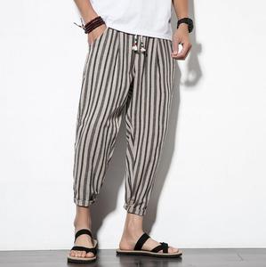 Eccellente qualità del cotone e <span class=keywords><strong>lino</strong></span> uomini degli uomini <span class=keywords><strong>a</strong></span> strisce nove <span class=keywords><strong>pantaloni</strong></span> di modo allentato semplice harlan <span class=keywords><strong>pantaloni</strong></span> casual