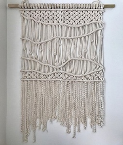 Vente en gros Tenture murale bohème en macramé Tissu tissé à la main Design pour salon et chambre à coucher Décoration intérieure - Product Image 1