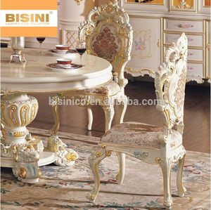 Sedia da Pranzo Stile Vitoria Dipinta a Mano, Sedia Intagliata in Legno Laccato, Set di Mobili per Sala da Pranzo Retrò Stile Regina Anna - Product Image 1