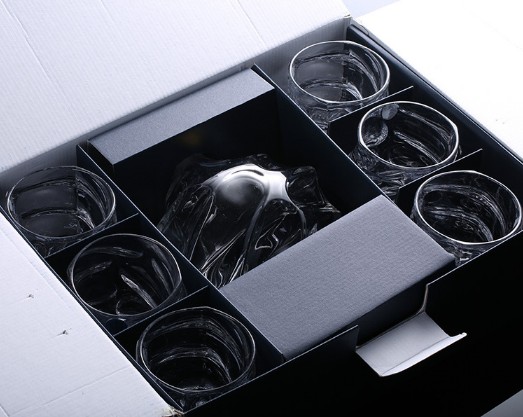 high clear fashion designed wholesale wine glass set whiskey decanter set 1 bottle 4 cups