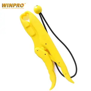 Portable Plastic Fishing Fish Lip Grip Lure Controlling Plier Gripper Tool